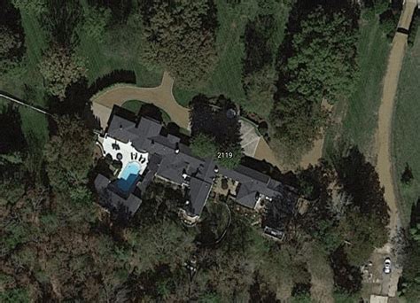 See inside Taylor Swift's $80M houses, mansions and lofts