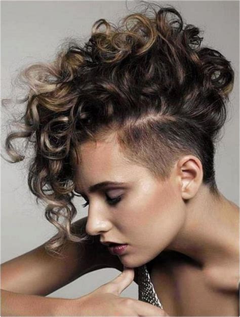 Most Magnetizing Short Curly Hairstyles For Women To In Short