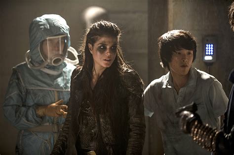 The 100 Season 2 Finale Photos