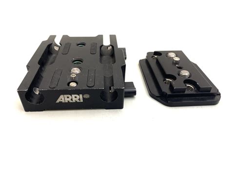 ARRI K2 66173 0 Baseplate für Canon C100 C300 C500 inkl Bridgeplate