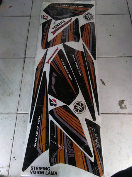 Jual Striping Sticker Lis Variasi Yamaha Vixion Old Lama Motif Grafik