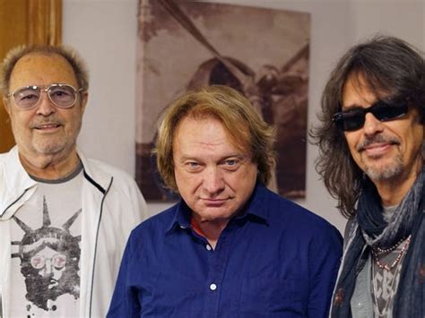 Foreigner Reunites Original Band Members At Sturgis