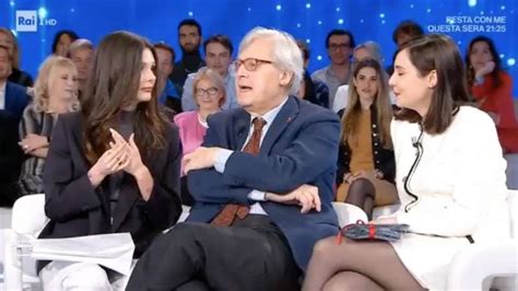 Vittorio Sgarbi Con Le Figlie A Domenica In Dago Fotogallery