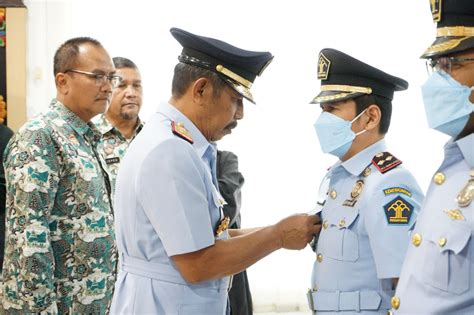 InfoPublik Kakanwil Kemenkumham Sumbar Lantik 7 Orang Pejabat