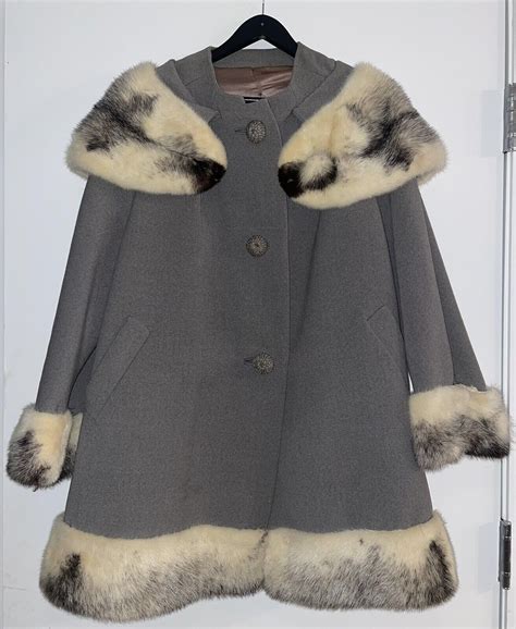 S S Mod Black Cross Mink Wool Swing Coat Gem