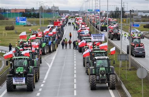 Skandaliczny transparent na proteście rolników Mocna reakcja policji i