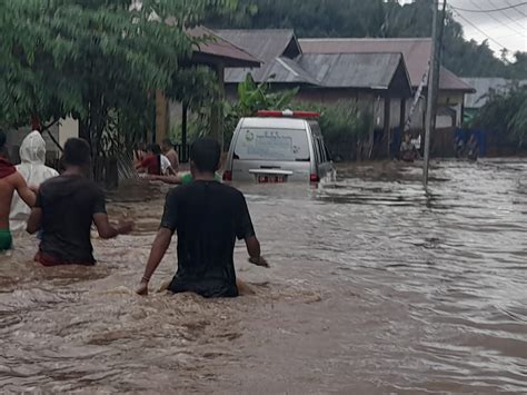 265 KK Dilaporkan Terdampak Banjir Bandang Di Kecamatan Bone Provinsi