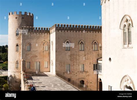 Castle In Eastern Sicily Stock Photo Alamy