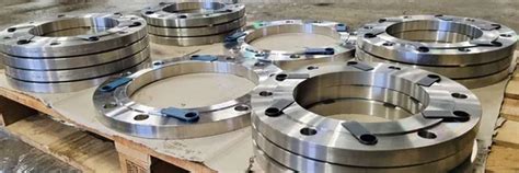 Stainless Steel Flanges Supplier Stockist In India Everest Steel