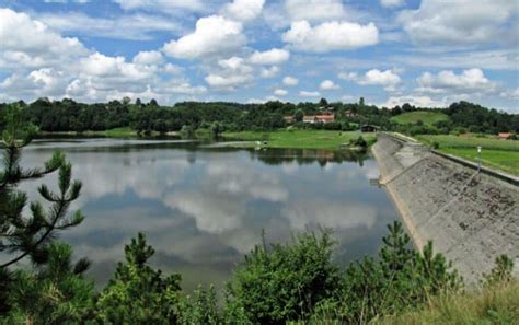 Peti Dan Potrage Za Emirom Selimovi Em Koji Se Tereti Da Je Izvr Io