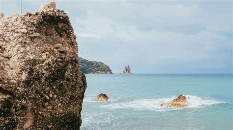 Batnoz Patmos Adasında plajları ve tarihi yerleri ziyaret edin İşte