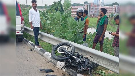 Bihar News Bike Rider Dies In A Direct Collision With A Scorpio In