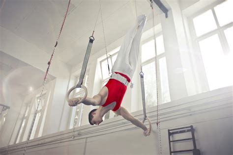 Comment débuter avec les anneaux de gymnastique