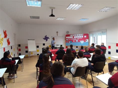 Charla Coloquio De Nuestros Alumnos Con El Alcalde Colegio Juan