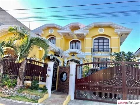 2 Storey Mediterranean Style House W Swimming Pool In BF Resort Las