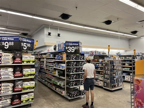 Wal Mart Lindsay Oklahoma Pharmacy Signage Wasn T Put Flickr