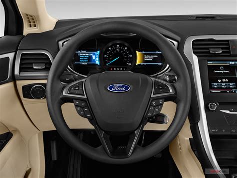 2015 Ford Fusion Hybrid: 32 Interior Photos | U.S. News