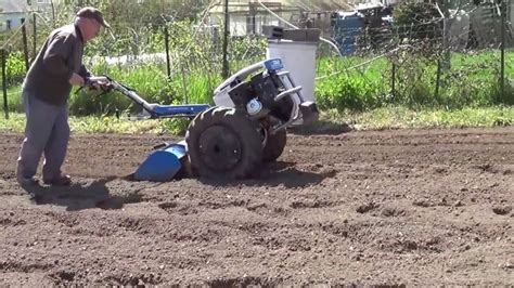 Passage Du Rotovator De 80 Cm Avec Un Staub Rancher YouTube