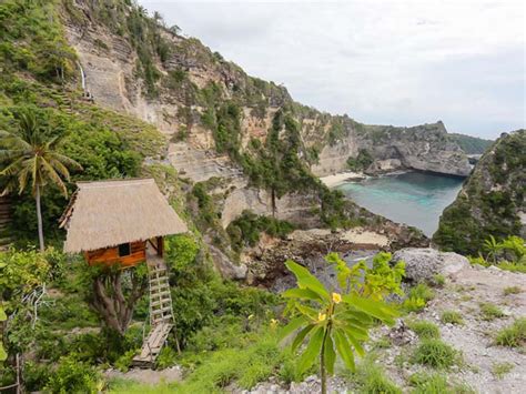 Paket Wisata Nusa Penida Hari Malam Joglo Wisata