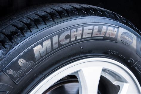 Le Manufacturier De Pneumatiques Michelin Inaugure Le Premier