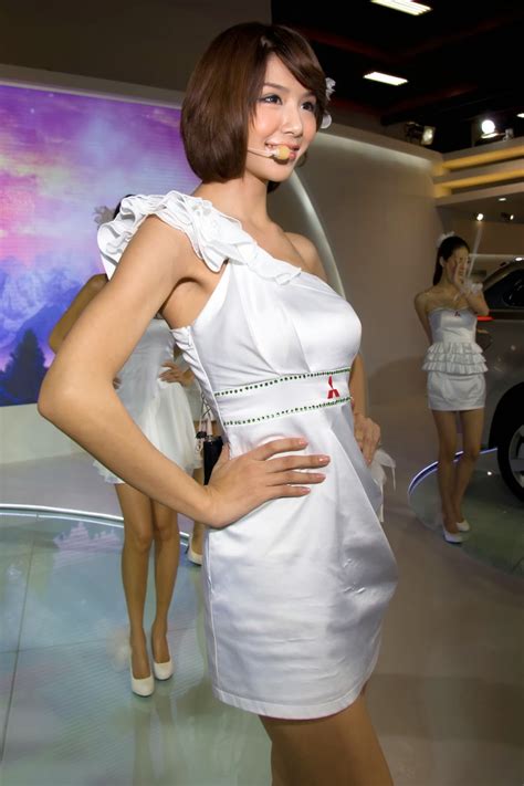 Best Chinese Model Collection Car Show Girls