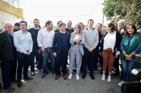 Axel Kicillof Wado De Pedro Y Malena Galmarini Una Foto Con Peso