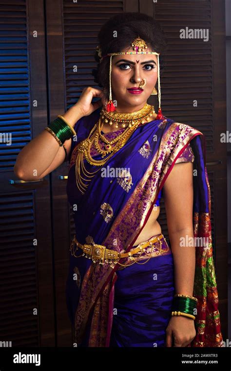 Peshwai Nauvari Saree For Bride In Marathi Weddings Brides Usually Wear Nauvari Sarees As