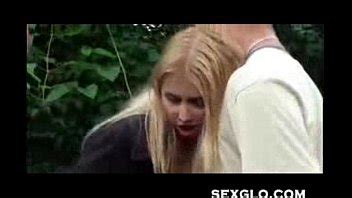 Follando en público con dos pollas XVIDEOS