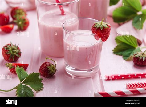 Vegan Strawberry Yogurt Shakes Stock Photo Alamy