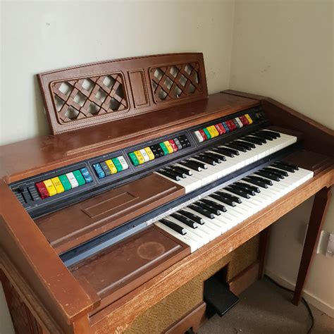 Electric piano. | Freestuff