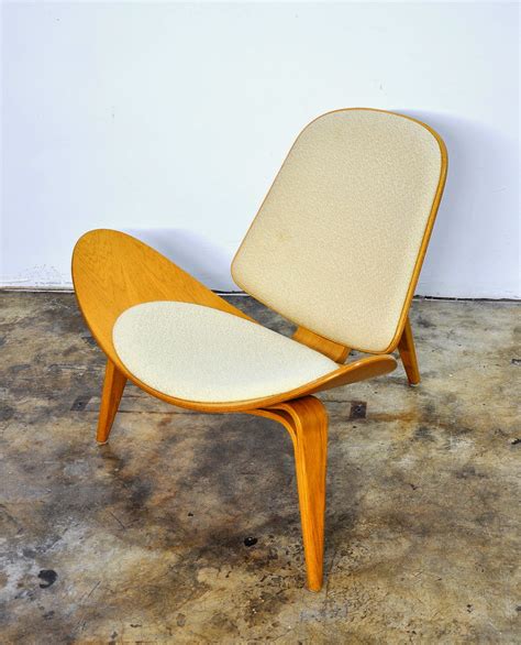 Select Modern Hans Wegner Ch Shell Lounge Chair