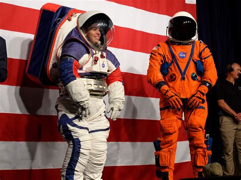 Nasa Awarded Next Generation Spacesuits Contract For Iss Moon Mission