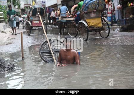 August Dhaka Bangladesh City Corporation Sewer Cleaner