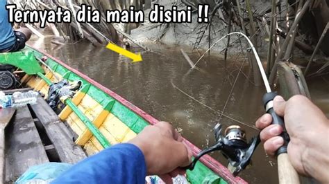 Ternyata Main Ditepi Mancing Udang Galah Disaat Air Sungai Mengering