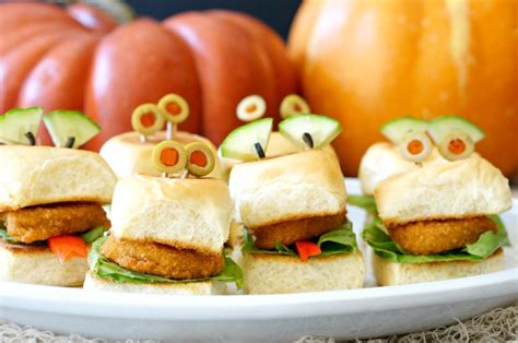 Eyes-On-You Halloween Chicken Nugget Sliders - Forks and Folly