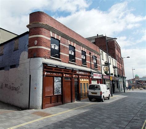 A New Frontage In Market Street Newport © Jaggery Cc By Sa20