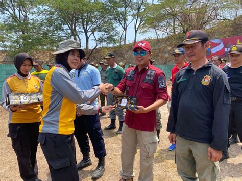 Petugas Rudenim Dan Lapas Semarang Dibekali Teknik Menembak