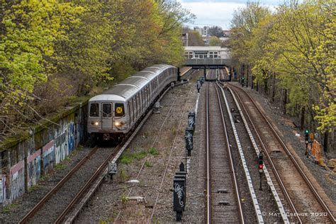 (N)ew Old Fleet | An R46 (N) train approaches the 13th Ave o… | Flickr