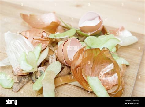 Uneaten Food Waste Household Hi Res Stock Photography And Images Alamy