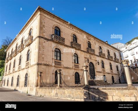 Palacio De Las Cadenas Las Cadenas Este Edificio Fue Construido A