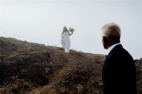 Moody Elopement On The Foggy Coastal Cliffside Karina Maks