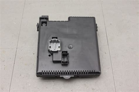 05 Volvo Xc90 V70 Xc S60 Bcm Rem Rear Electronic Module Fuse Box 30732769 A Ebay