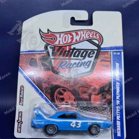 Promo Hot Wheels Vintage Racing Richard Petty Plymouth Superbird