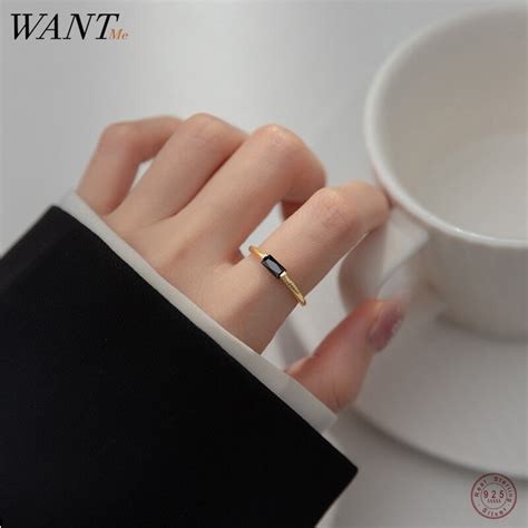 Wantme Sterling Silver Luxury Black Zircon Twist Open Finger Ring