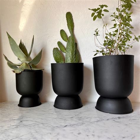 Black Finished Metal Footed Planters - Etsy