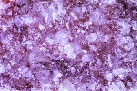 Premium Photo Closeup Of Natural Violet Amethyst Druse Geode Mineral