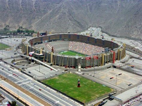 Estadio Monumental "U" - Lima