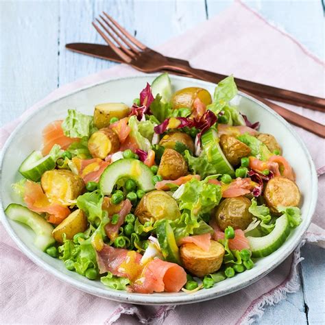 Salade Met Gerookte Zalm En Aardappeltjes Leukerecepten