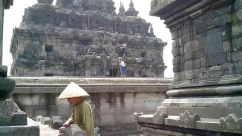 Candi Prambanan Dan Borobudur Kembali Dibuka Untuk Pelancong