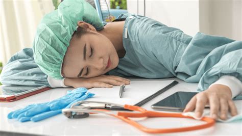 Survival Tips for Nurses Working the Night Shift | EveryNurse.org